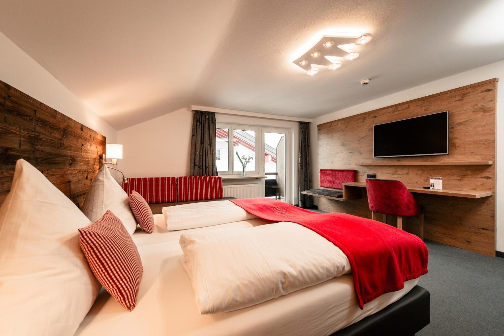 Hotel Tradizio Mittelberg Luaran gambar